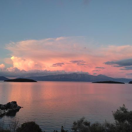 Korakias Seaview Villa Yénion Eksteriør bilde