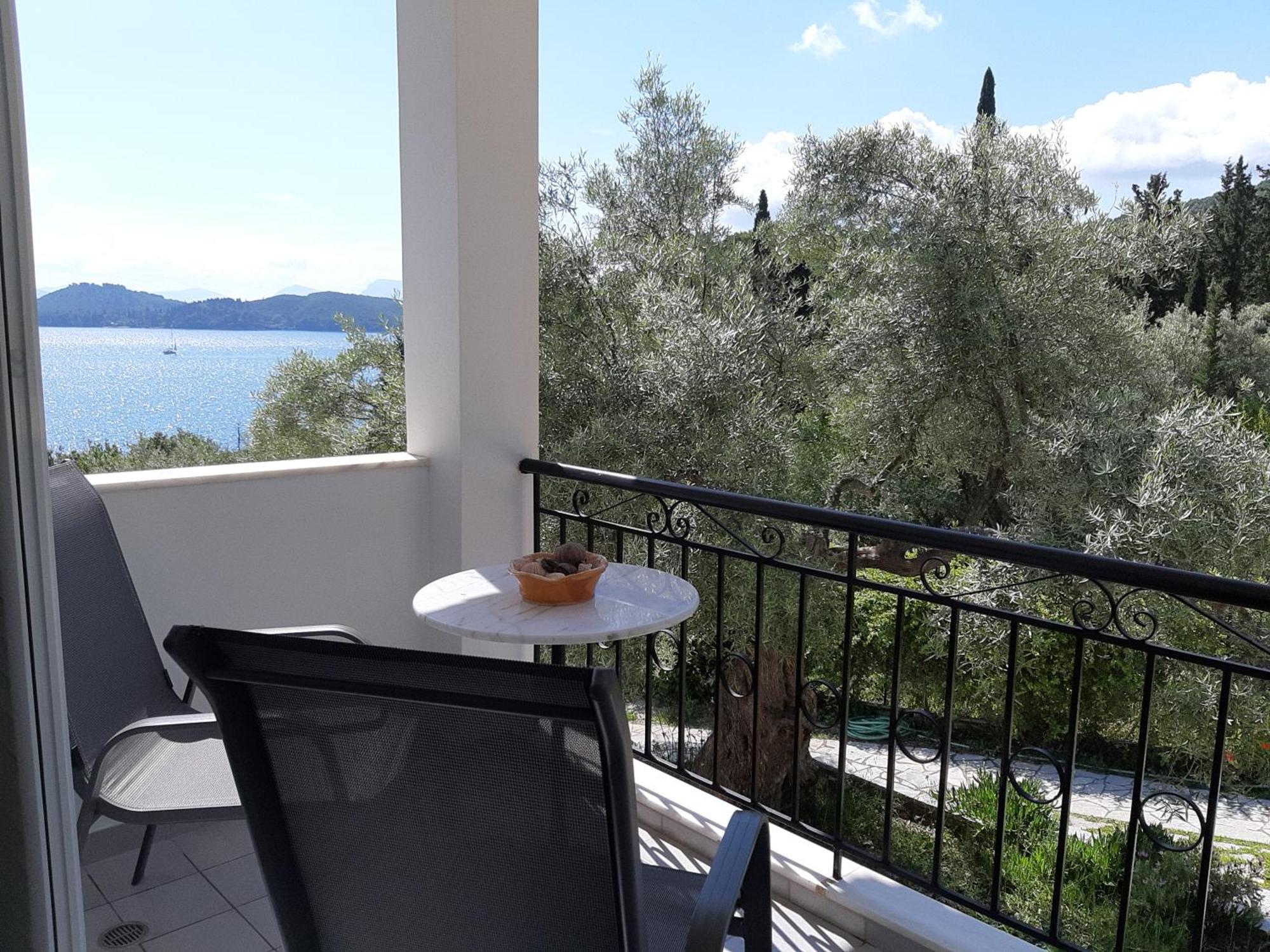 Korakias Seaview Villa Yénion Eksteriør bilde
