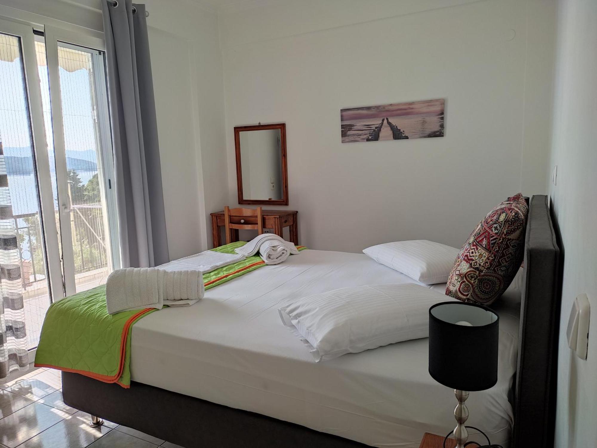 Korakias Seaview Villa Yénion Eksteriør bilde