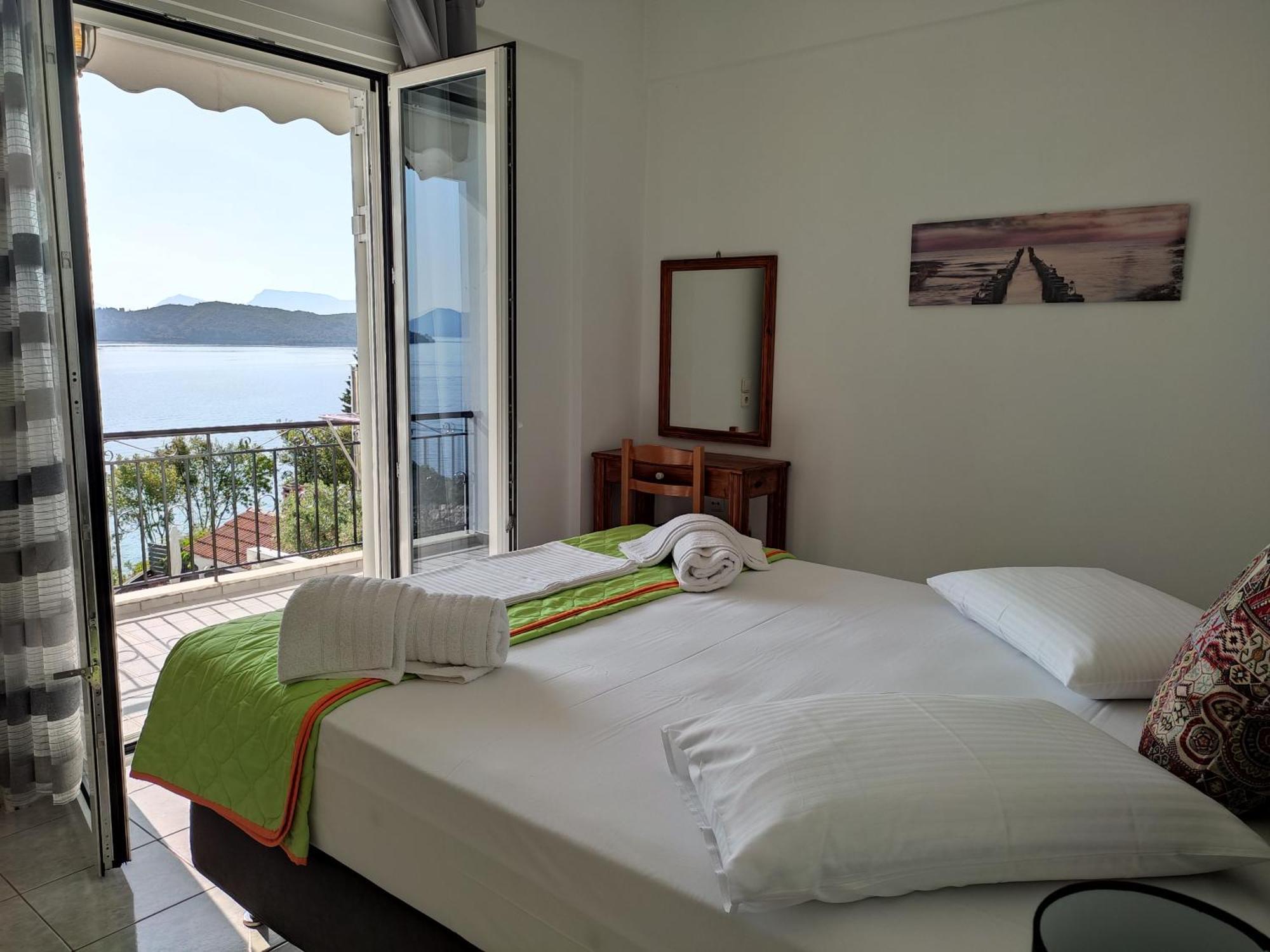 Korakias Seaview Villa Yénion Eksteriør bilde