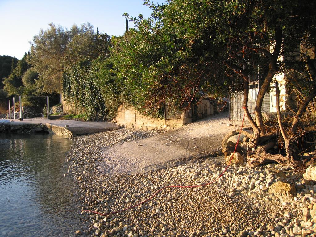 Korakias Seaview Villa Yénion Eksteriør bilde