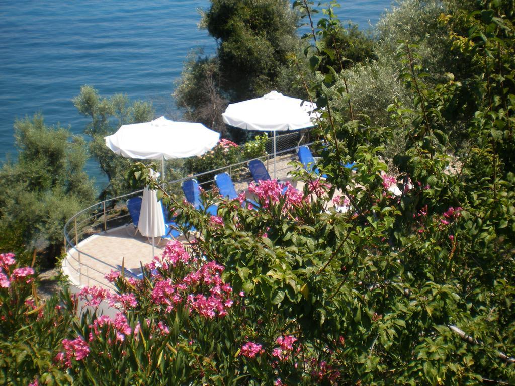 Korakias Seaview Villa Yénion Eksteriør bilde